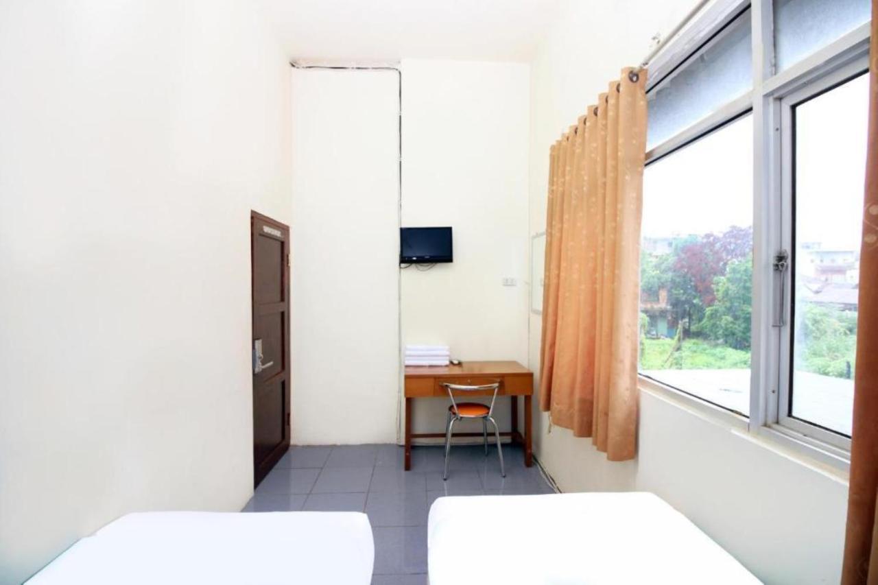 Sky Residence Sayangan Palembang Exterior photo
